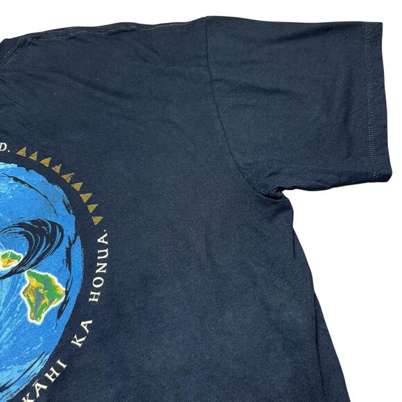 Kai Shirt Mens 2XL Navy Blue Many Oceans One World Hawaii Graphic Tee Cotton - Picture 4 of 12